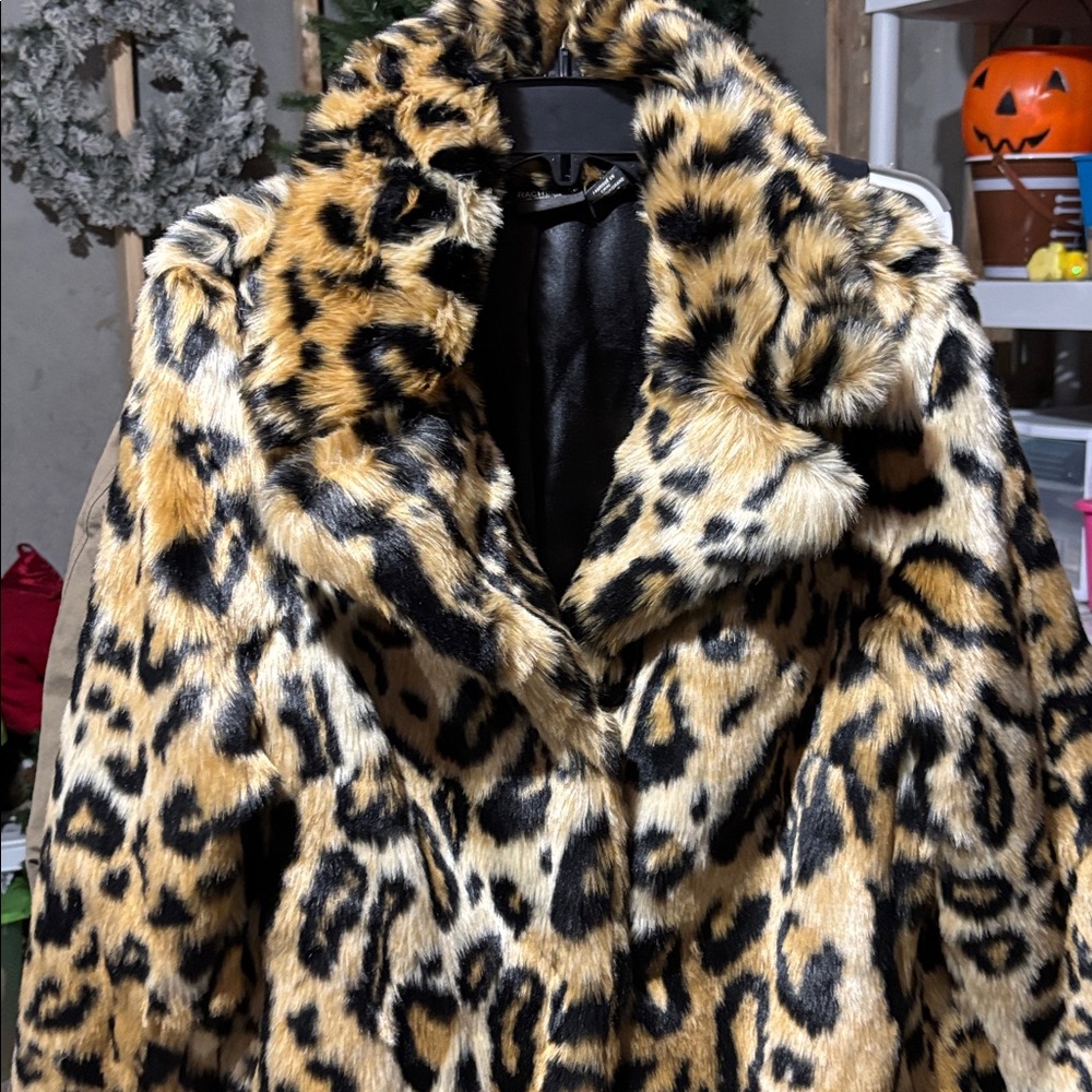 Rachel Zoe Leopard Print Faux Fur Jacket - Picture 3 of 5